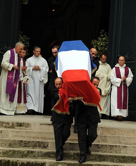 Yves Saint Laurent's funeral to be held in Paris 